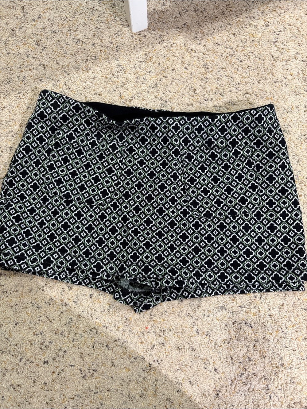 Anthropologie Maeve Black Waistband Green Patterned Knit Shorts